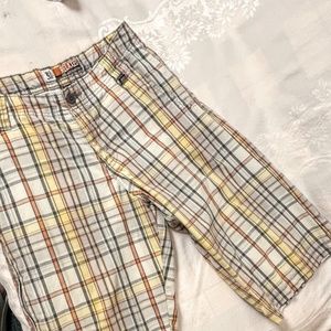 Offer $4 DONATING Lee Plaid Bermuda Shorts Boys Sz 18 😎Host Pick😎